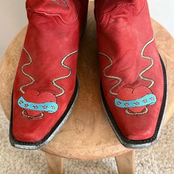 Old Gringo red suede embroidered cowgirl boots - Picture 5 of 7